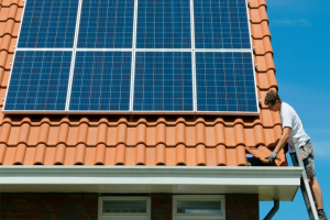 placas_solares_tejado_alamy-1200x600.png